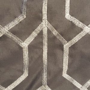 Meet your Posher, Misty